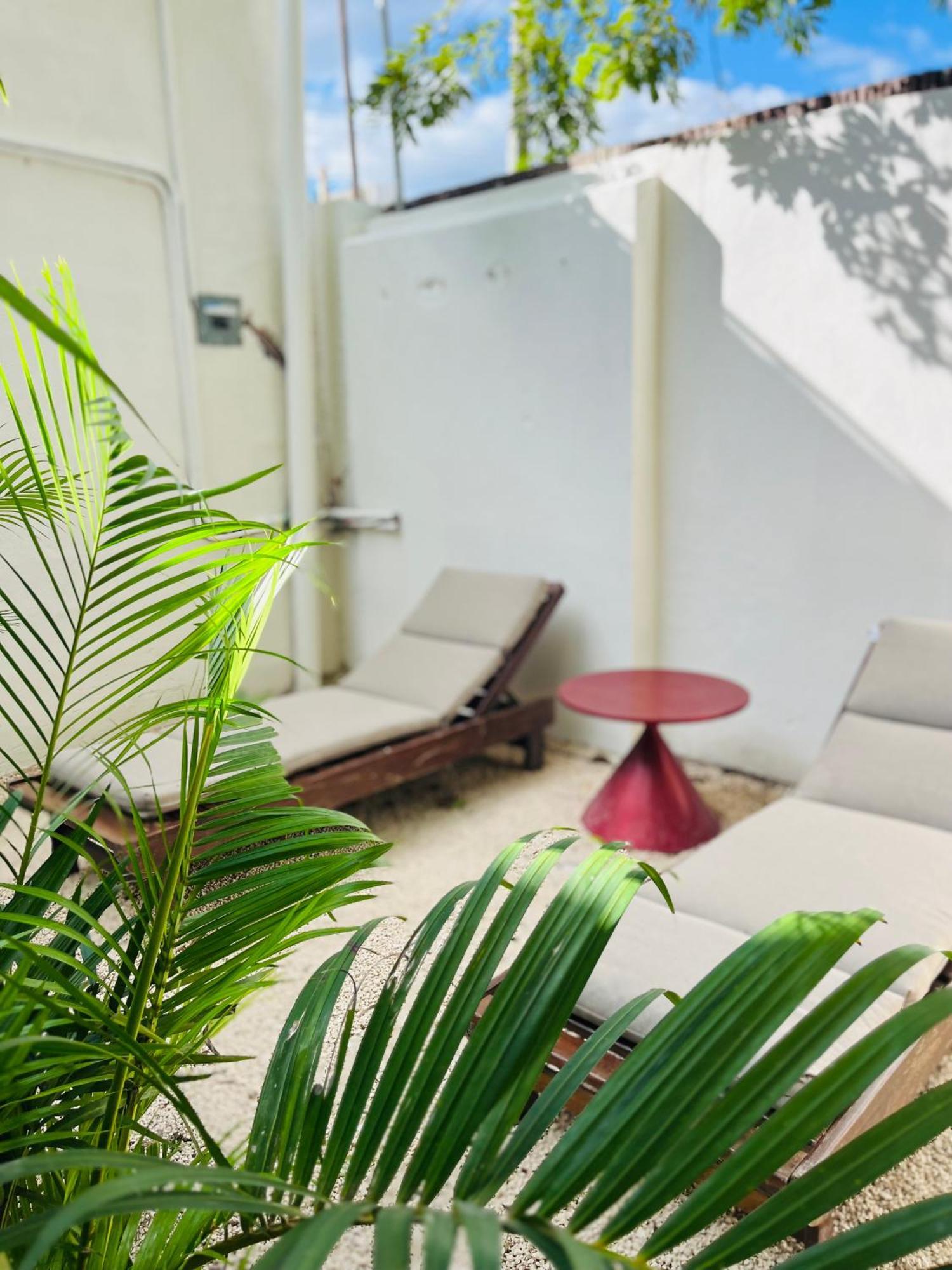 Kaibil Balam Aparthotel Tulum Bagian luar foto