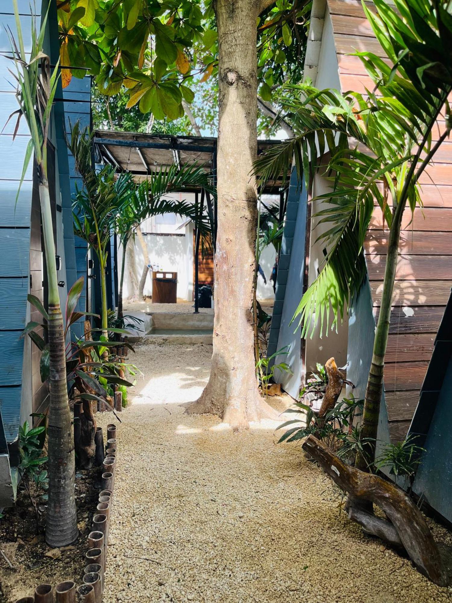 Kaibil Balam Aparthotel Tulum Bagian luar foto
